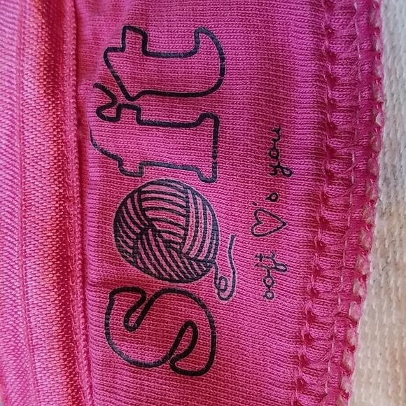 SOFT 100% organic cotton size 4 floral pattern pants, super comfy. - Picture 3 of 5